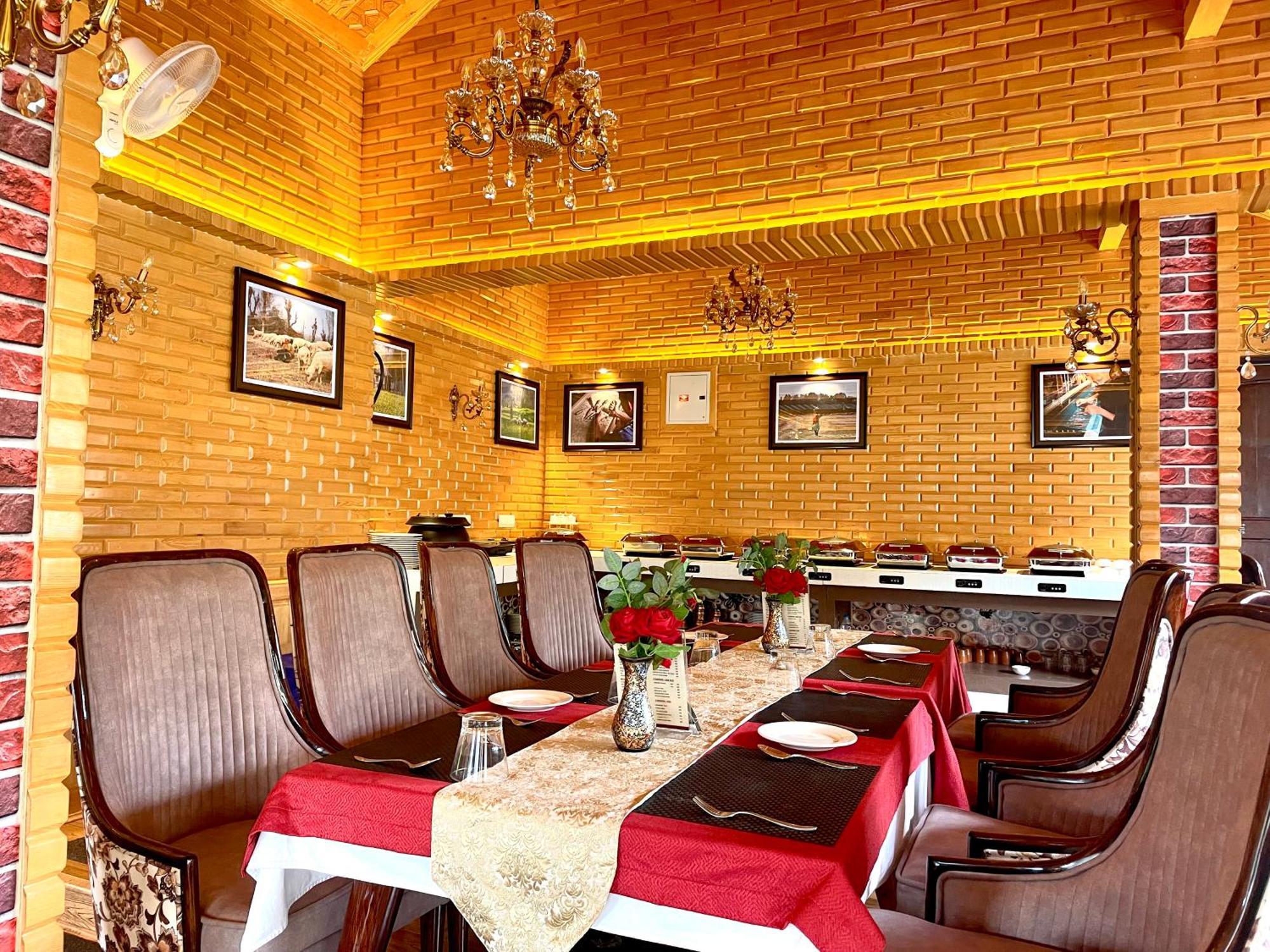 Hotel Village Walk โซนามาร์ก ภายนอก รูปภาพ